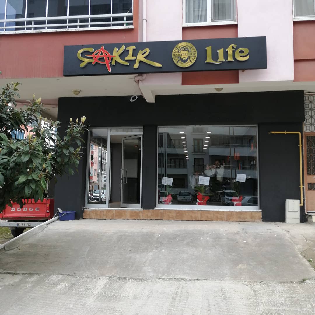 ÇAKIR LİFE KUAFÖR SALONU