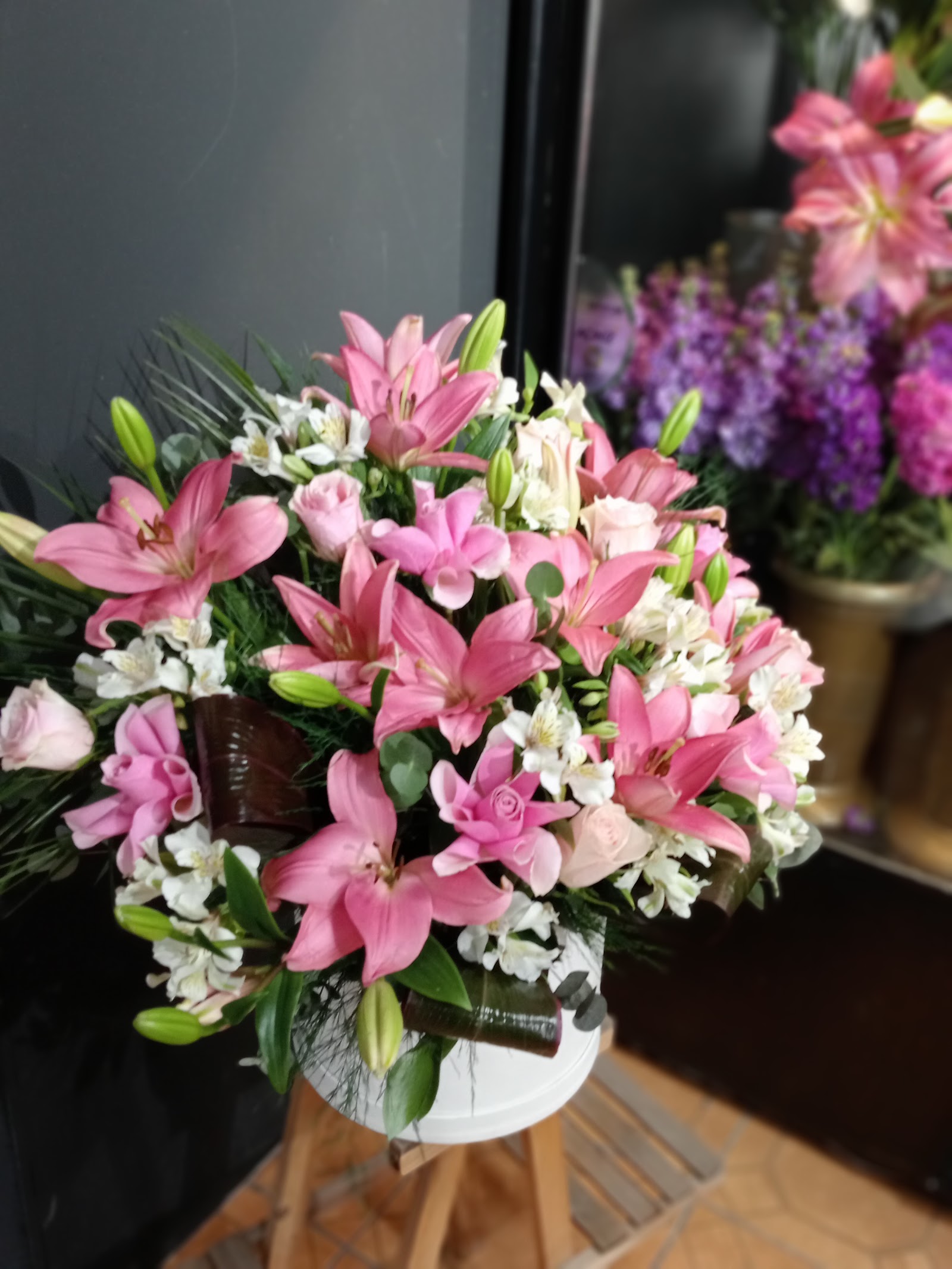 E&S Flowers