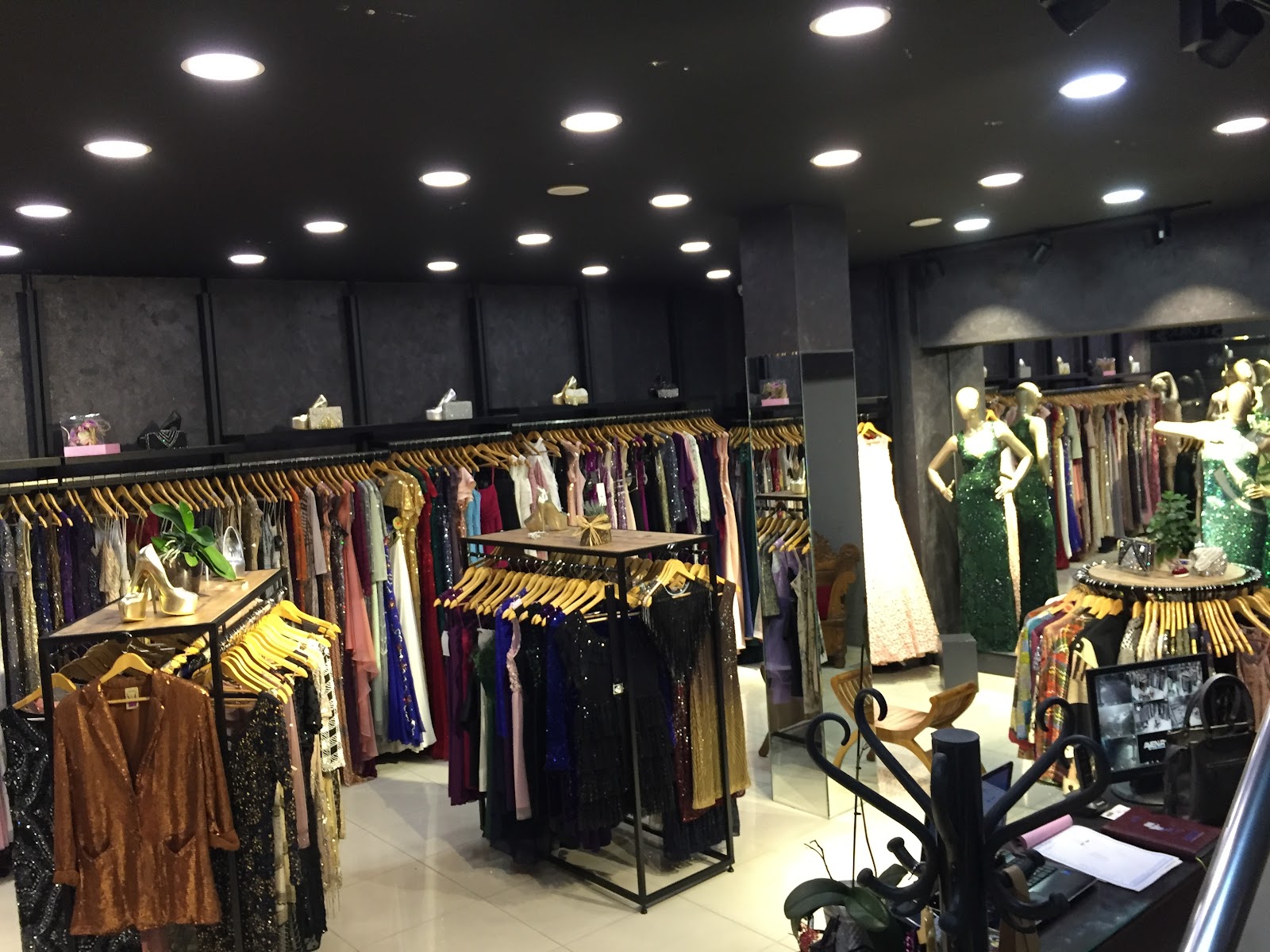 Emi Boutique